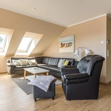 Haus Muschelsucher, Birkenstrasse 7a, App 7 Zingst